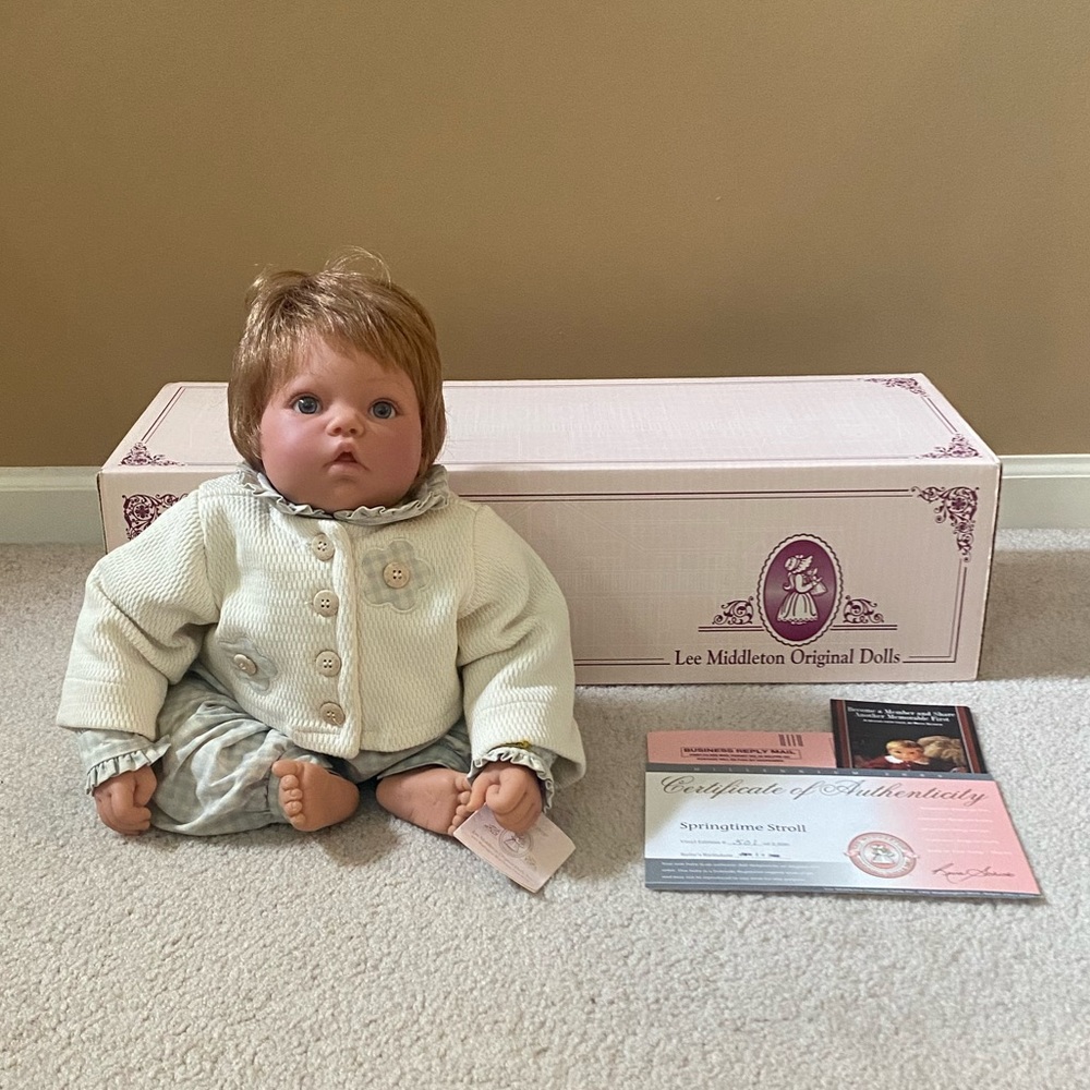 Lee Middleton Baby Doll - “Springtime Stroll” (model: 00384)